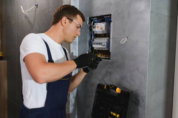 Best Local Electrician Companies  in Hillcrest Heights, MD